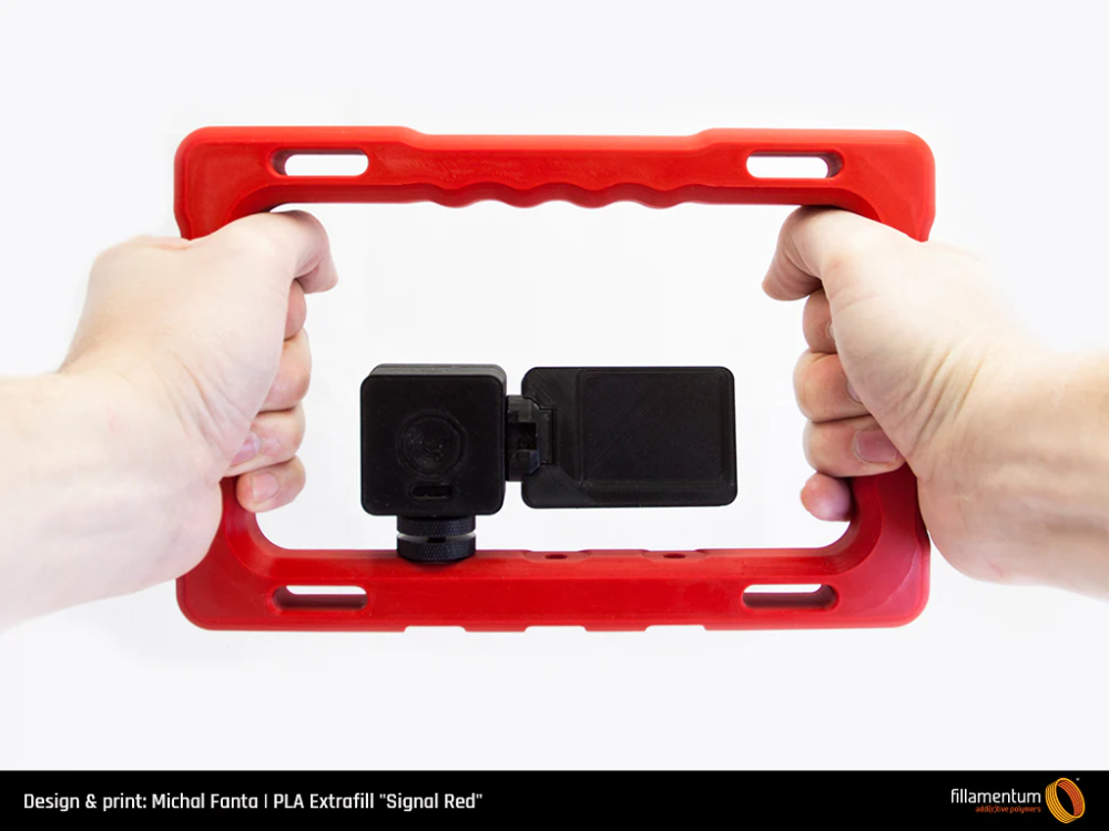 PLA_Extrafill_Signal_Red_Michal_Fanta_The_Two_Handed_Grip_for_Mokacam_1-Portugal-Espana-Evolt-Impressao-3D